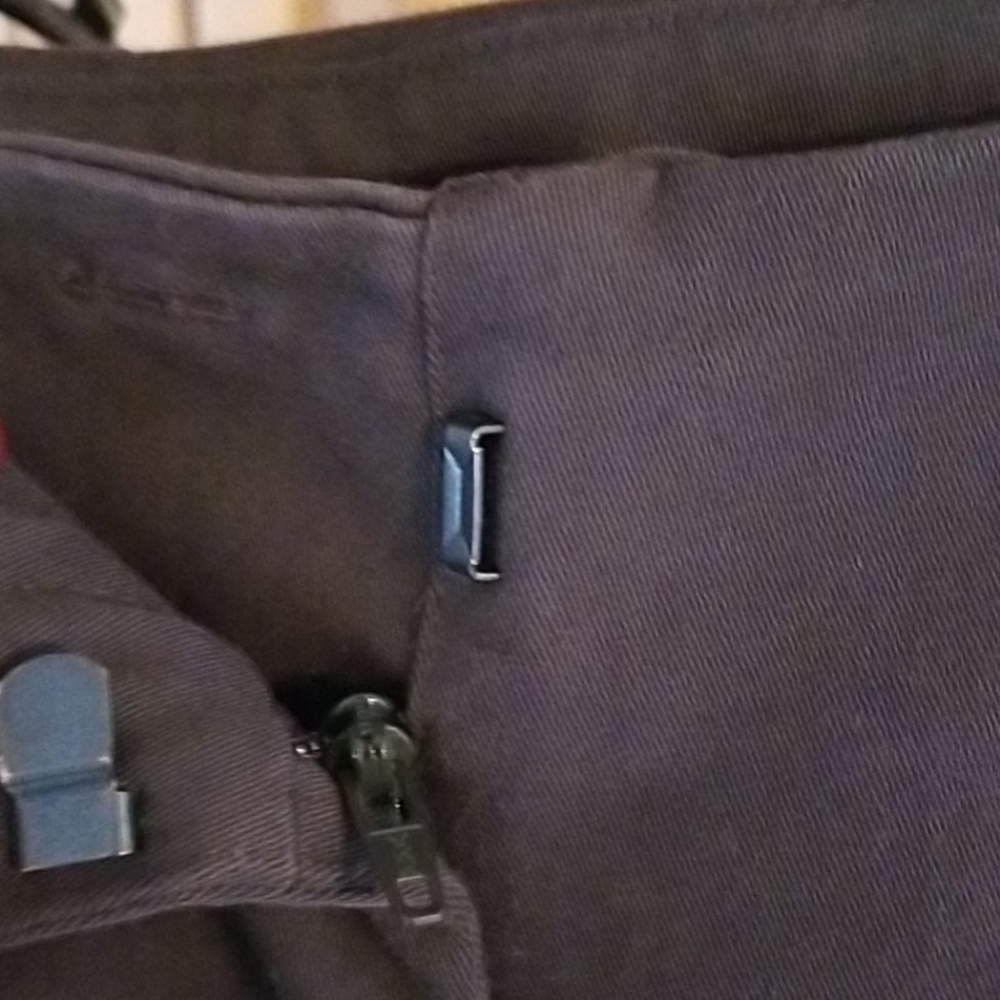Pants - Picture 3 of 4